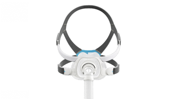 Maska CPAP z rurką do terapii bezdechu sennego, widok z przodu na czarnym tle.